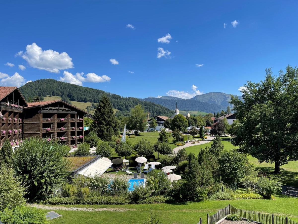 Lindner Hotel Oberstaufen Parkhotel, Part Of Jdv By Hyatt المظهر الخارجي الصورة
